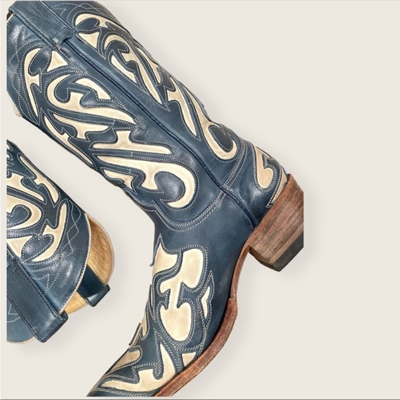RARE Frye Billy Vintage Blue White Leather Embroidered Pull-On Cowgirl Boots - Picture 10 of 14